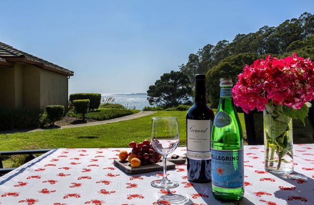 Salty Haven @ Seascape Resort: Luxurious Villa -Views & Beach Fun