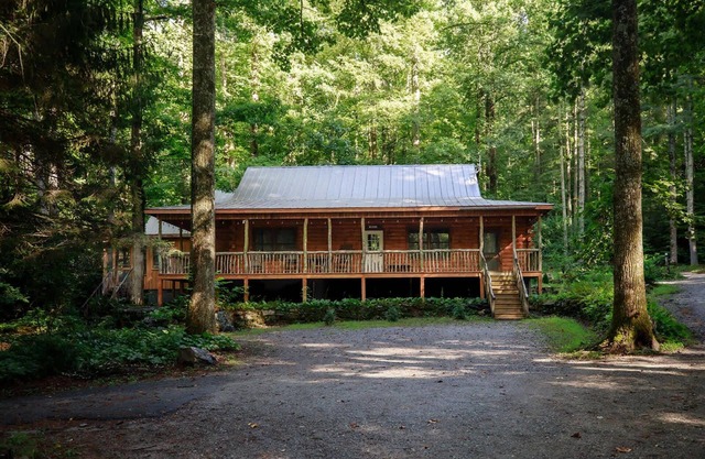 Saluda Summit Cabin at Cabin Fever