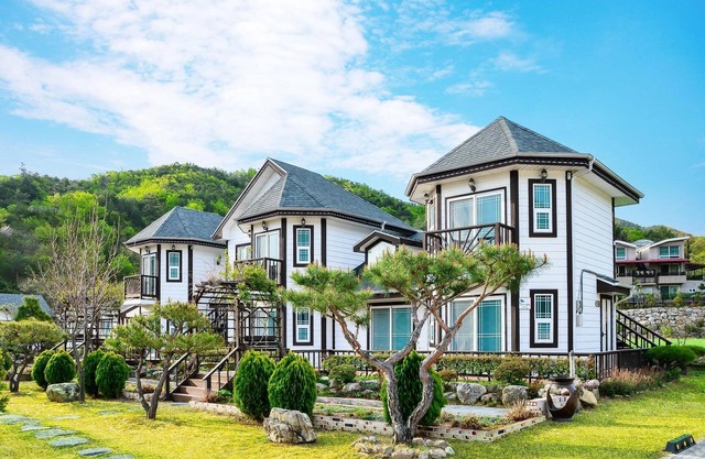 Samcheok Duelkkot Pension