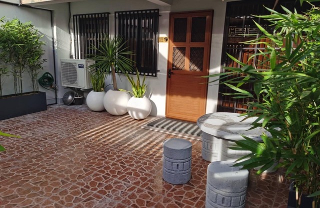 Samong Transient House