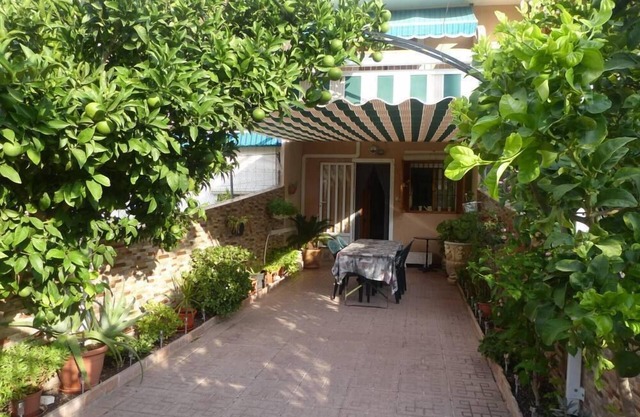 San Pedro Del Pinatar: very nice house with terrace and greenery