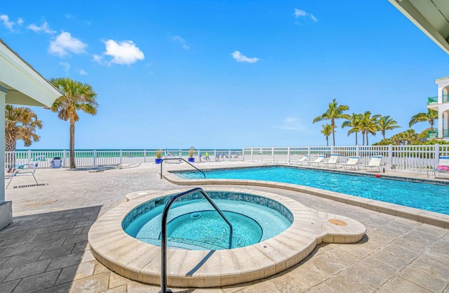 San Remo 501- Beautiful Beachfront Escape!