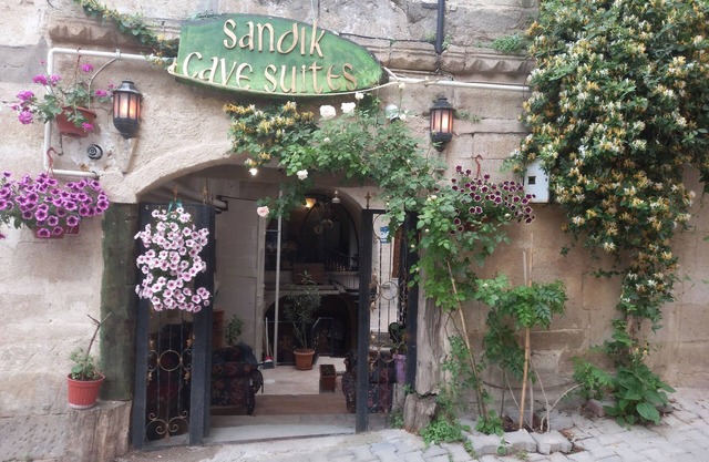 Sandik Cave Hotel