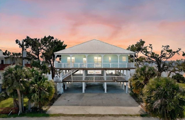 Sandy Flounder on Dark Island