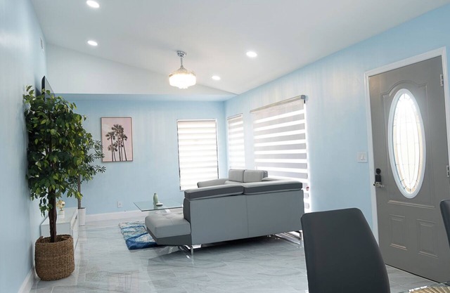 Sanitized, Serene & Close to Work - Nurse Favorite!