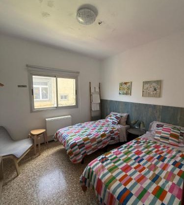 Sarah Kite II Vv, room 3