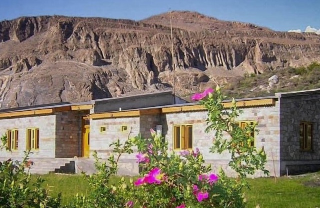 Sarai Silk Route Hotel Passu Hunza