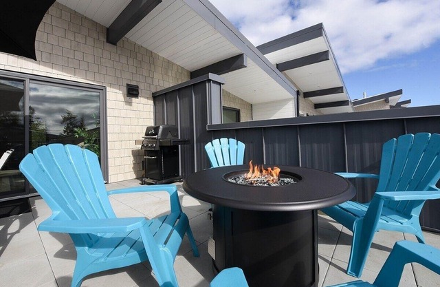 Saratoga Escape at the Beach House