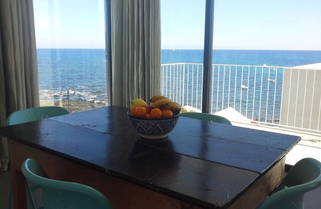 Sargo to Punta Mujeres