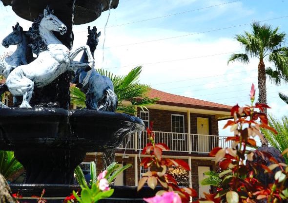 Savannah Inn and Suites Savannah Port Area