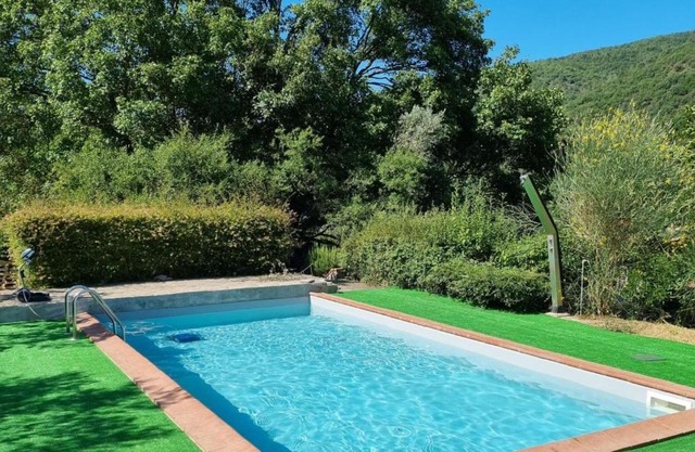 Scenic villa in Cintoia-FI with private pool
