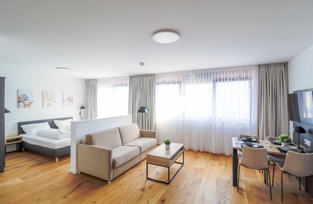 Schöne gemütliche Studiowohnung mit Klimaanlage