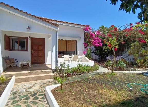 Schöne Wohnung in Puerto de la Cruz mit Garten.