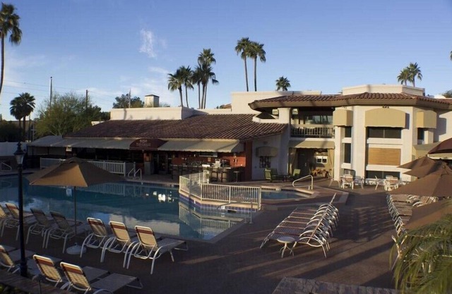Scottsdale Camelback Resort Stunning Studio with Fitness Center