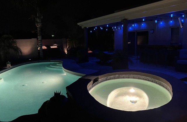 Scottsdale oasis. ☀️🏜️🌵 Pool, hot tub, fire pit, outdoor bar/tv, bbq & putt golf.
