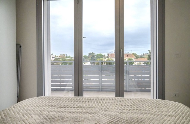 SE028 - Mondolfo, apartment on the first floor with balcony and air conditioning