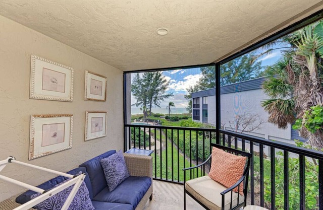 Sea Grape Inn #6- Beachfront Property