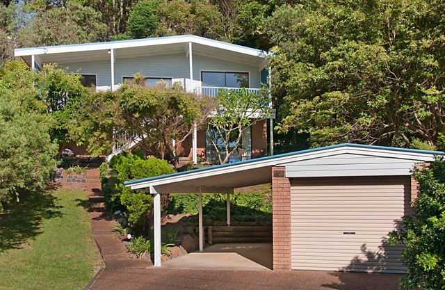 Sea La Vie - Tranquillity Near the Bay