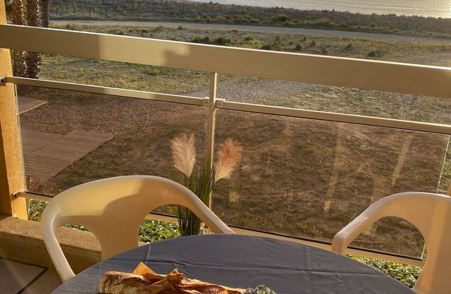 Sea view apartment with access to beach and 3-star swimming pool à St Cyprien