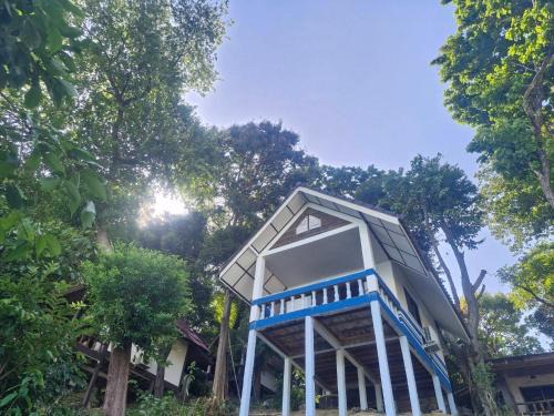 Sea view clif cabin kantiang bay