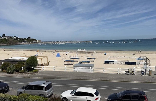 Sea View et Relaxation Await – 1-Bedroom Apartment for 2–4 Guests