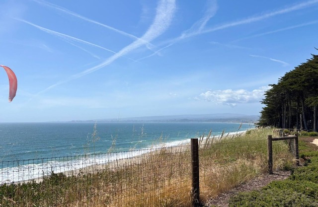 Seascape Villa-Deluxe – Luxury Beachfront Escape with Resort Amenities