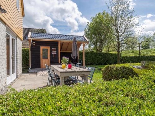 Seaside Holiday Home with Sauna