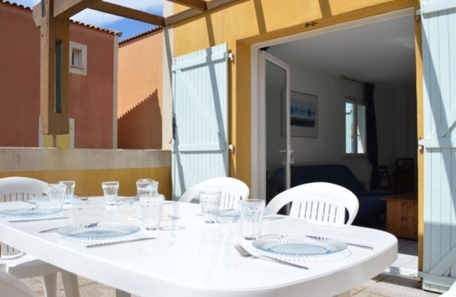 Seaside Pavilion, 6 Guests, Terrace, Parking, 200m from Beach - Narbonne