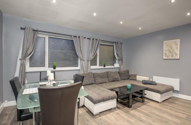 SEASIDE SPACIOUS apartment