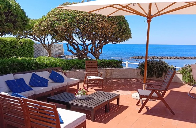 Seaside villa with 13 comfortable beds