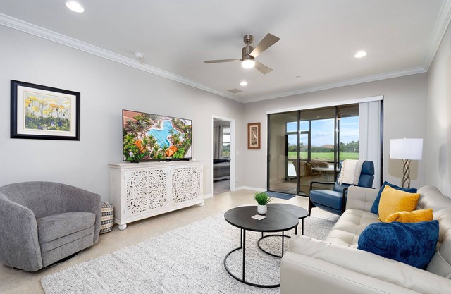 Seasonal Get-away with Lake, Golf & Sunset Views, Resort Activity Community