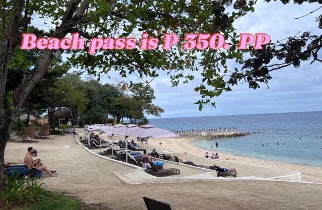 Seaview 2 bedroom unit near Mactan International Airport Apartment with Sea View