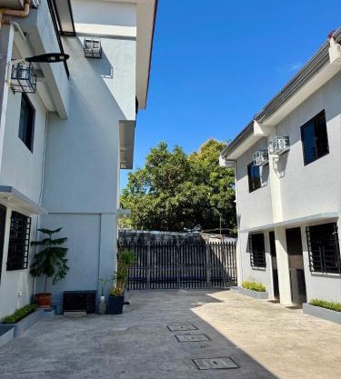 Sebastian’s Crib F