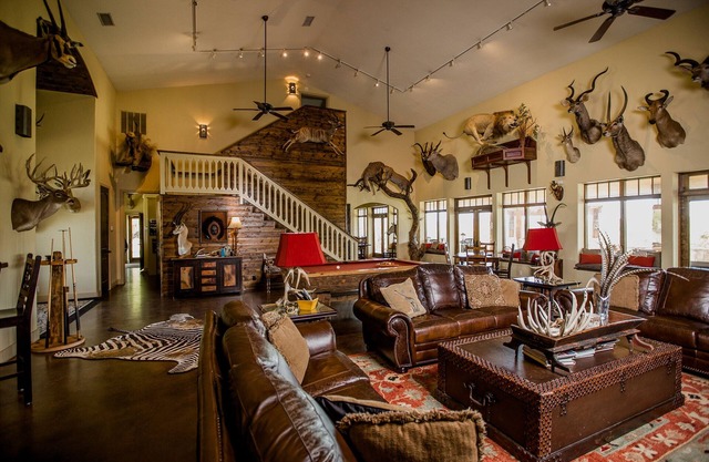 Secluded 5F Ranch in Texas, Fish, swim, hike, wildlife - family FUN, adventures!