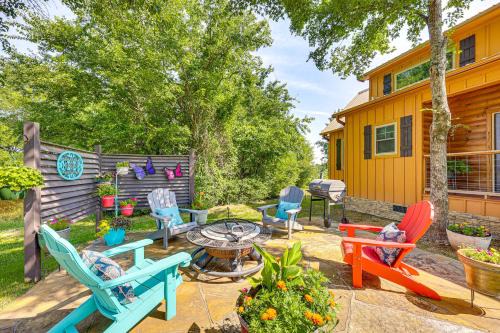 Secluded and Peaceful Tree Top Cabin with Loft