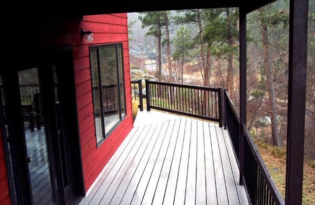 Secluded Creekside cabin with access to the best swimming hole on Spring Creek