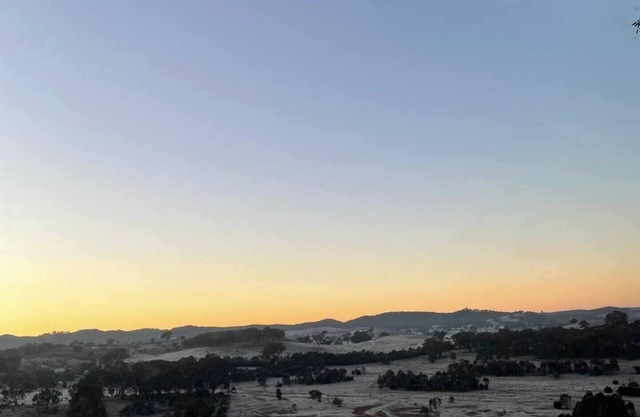 Secluded Farm Stay on Yass River – Trails, Animals, Fire Pit & River Fun