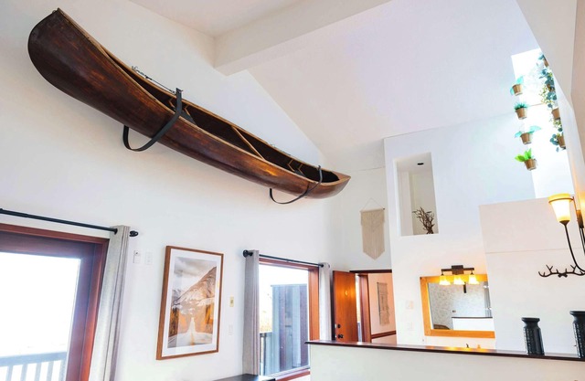 Secluded Oceanfront - Upstairs