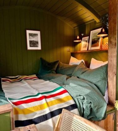 Secret Paddock Secluded Suffolk Getaway