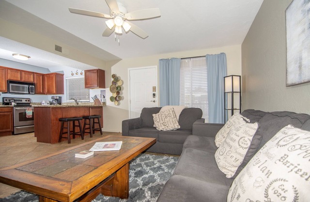 Sedona Retreat - newly remodeled condo near trails, restaurants & shopping!