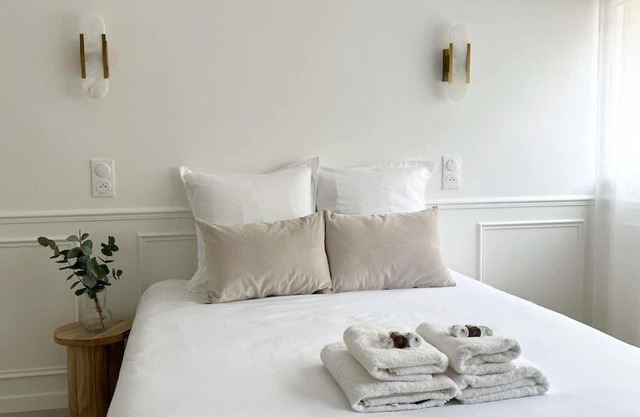 Sejour royale avec Netflix - Senart - 001 - 002