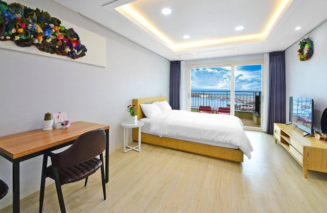 Seogwipo Daepyeong Olleh Pension