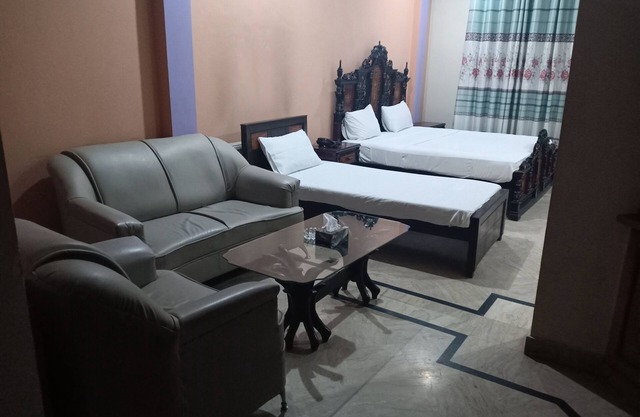 Separate floor with central heating/AC