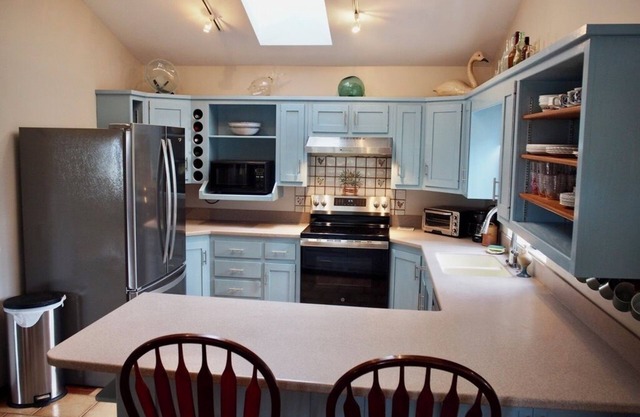 Serene 4-bedroom house walkable to Truro's Ryder Beach