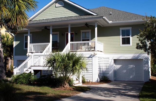 Serene Family Home w/ Grill & Relaxing Pond Views - Near Pool & Playground