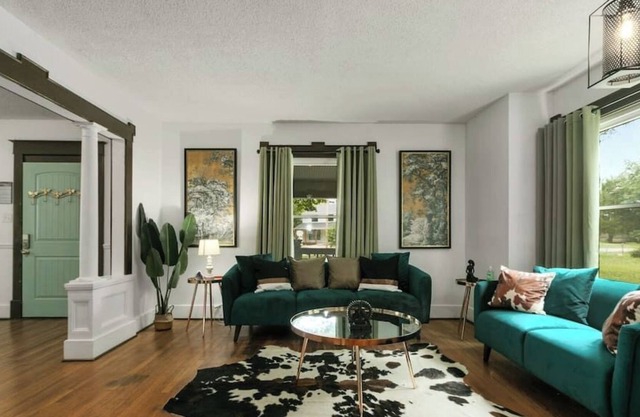 Serene Modern Stylish 3BR Home King Beds