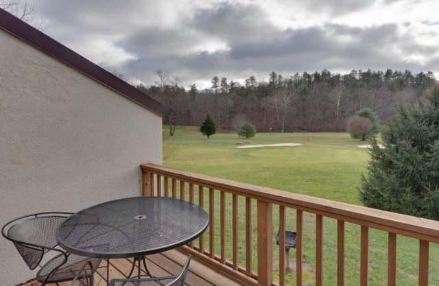 Serene Mountain Getaway – Near Bryce Resort