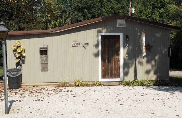 Serene Porch Retreat Amidst Hoosier National Forest near Patoka Lake