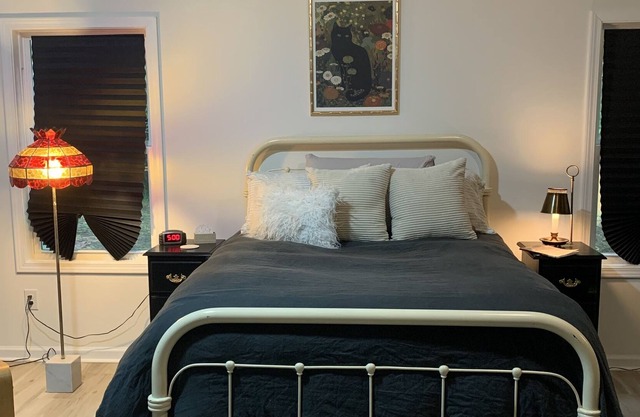 Serene Summerville Stay