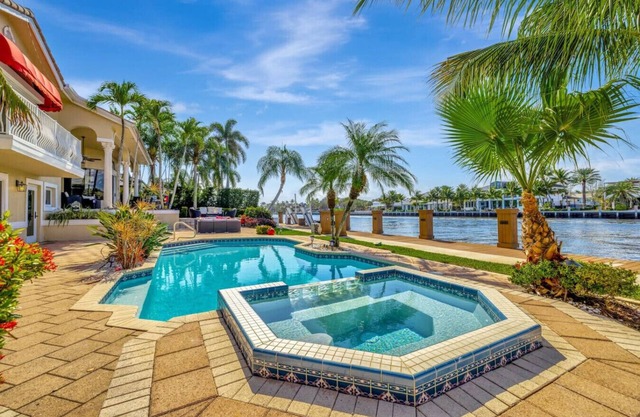 Serenity Villa Water Front